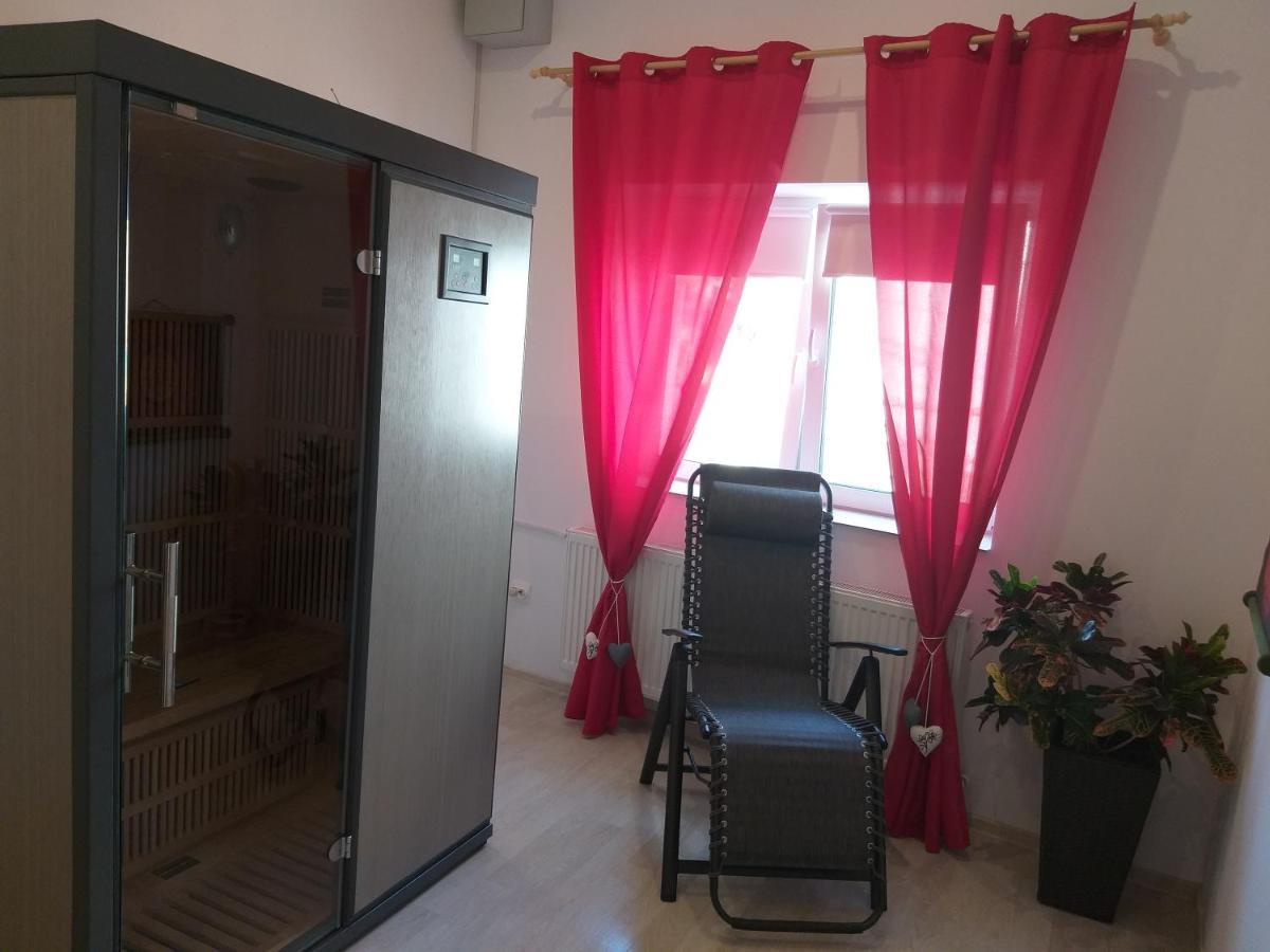 툴체아 Casa Calin 빌라 외부 사진